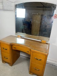 Vintage Huntley Furniture Wood And Veneer Vanity With Mirror And Glass Top