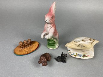 Vintage Animal Figurines And Travel Souvenir From The Jamestown Exposition