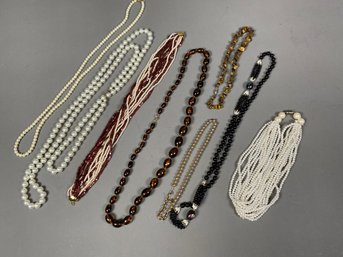 Fun Lot Of Costume Jewelry Beaded Necklaces, Pearls And Bracelet