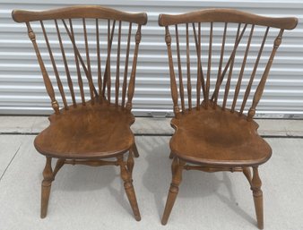 Pair Of Vintage Ethan Allen Solid Wood Nutmeg Duxbury Fiddleback Dining Room Or Side Chairs