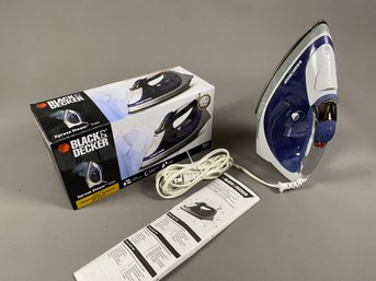 New In The Box Black & Decker Xpress Steam Iron Model IRO8X