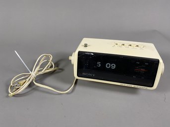 Vintage 1980's Sony Solid State Digimatic Clock Radio 8FC-100W With Flipping Number Tiles - Working