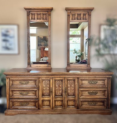 Gorgeous Furniture Burlington House Dresser W/ Two Mirrors