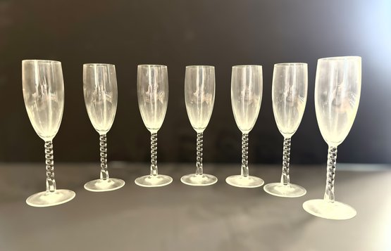 Glass Set Of Champaign Cups W/ Spiral Stem - Lot Of 7