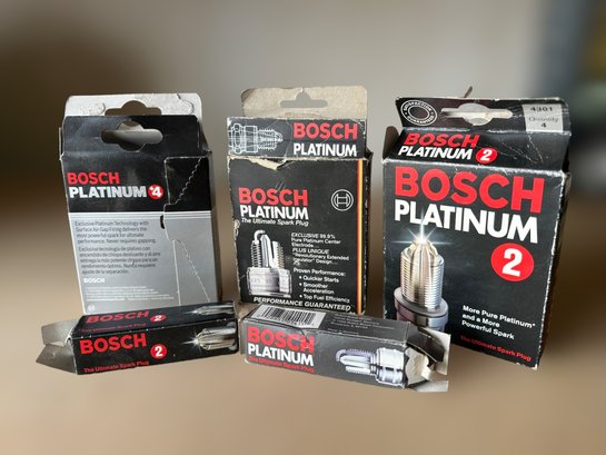 Bosch Platinum Spark Plugs - Lot Of 14