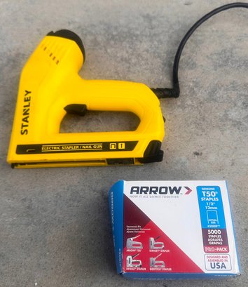 Stanley Electric Stapler/nail Gun With Box Of Nails