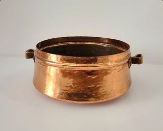 Beautiful Vintage Copper Pot W/ Handles