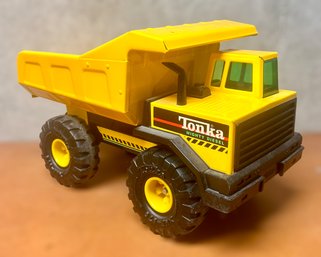 Vintage Tonka Might Diesel Dump Truck