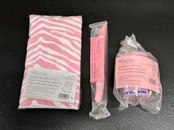 Pamper Chef Help Whip Cancer - Microfiber Towel, Tomato Knife, Mini Measure-All Cup