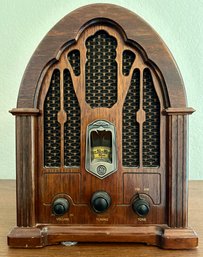 GE Wood Cathedral Radio Replica