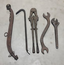 Great Assortment Of Heavy Duty Vintage Tools