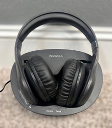 Insignia Wireless Over The Ear Headphones