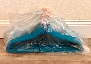 Turquoise Mizgi Velvet Hangers 30 Hangers Total