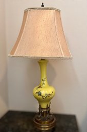 Beautiful Yellow Floral Chinese Table Lamp