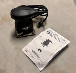 Skil Palm Grinder 1.4 Amp Motor