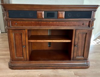 Wooden Tv Stand W/built In  Speakers And Fold Out Storage