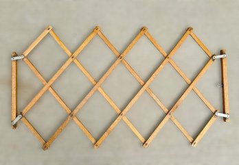 Expandable Wooden Accordion Gate