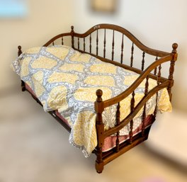 Lovely Wooden Twin Size Trundle Bed Frame (bedding Not Included)