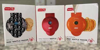 Awesome Fall Themed Mini Waffle Maker - Lot If 3