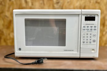 General Electric Turntable Microwave Oven