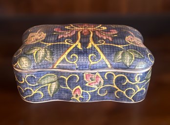 Beautiful Oriental Trinket Box With The Lid.