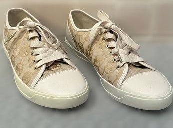 Michael Kors Low Top Fashion  Sneakers