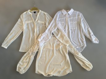 Stunning Collection Of Womans Dress Blouses, Featuring  Ann Taylor, Decree & East 5th
