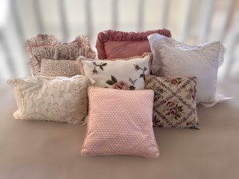Charming Collection Of Decorative Throw Pillows - Lot Of 7