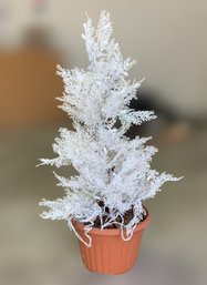White Winter Wondered Land  Pre-lit Tree