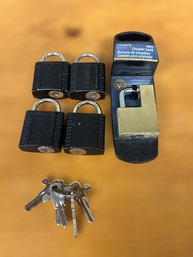 Wonderful Collection Of Key Locks - Lot Of 5