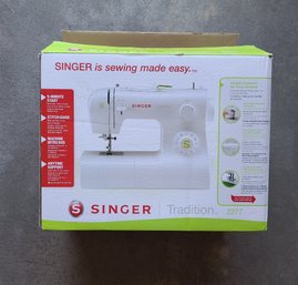 Singer Tradition Electric Sewing Machine In Box