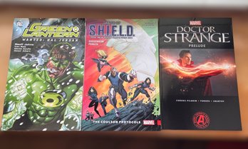 Impressive Collection Of Superhero Books - Lot Of 3