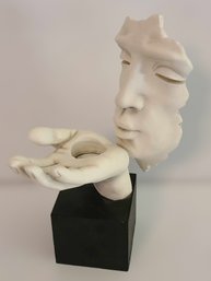 Vitruvian Collection' Blowing A Kiss' Sculpture