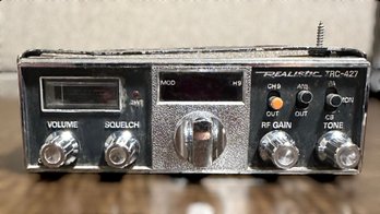 Vintage Realistic TRC 427 Radio