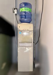 Automatic Hot And Cold Water Dispenser