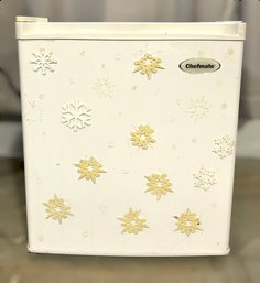 Chefmate Thermalelectric Mini Fridge