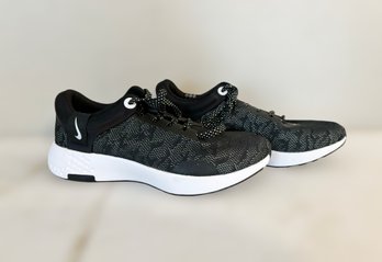 Nike Renew Serenity Run 2 Running Sneakers