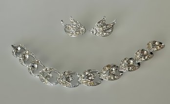 Gorgeous Sararh Coventry Rhinestone Bracelet And Earing Set