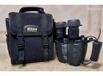Nikon Waterproof 12x32  StabilEyes VR Binoculars With Carrying Case.