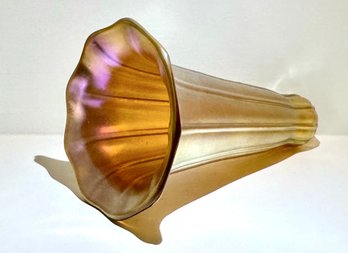 Vintage Iridescent Gold Lily Lamp Shade
