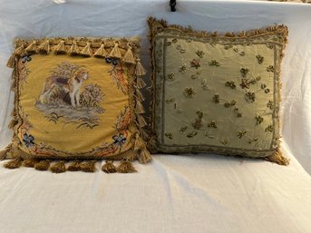 Lot Of 2 Decorative Pillows - Setter And Butterflies