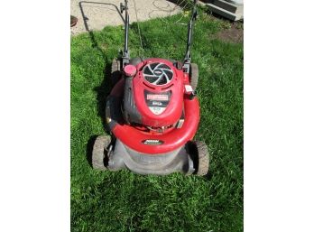 Craftman Briggs & Stratton Gold 6.75 HP 190CC Lawn Mower