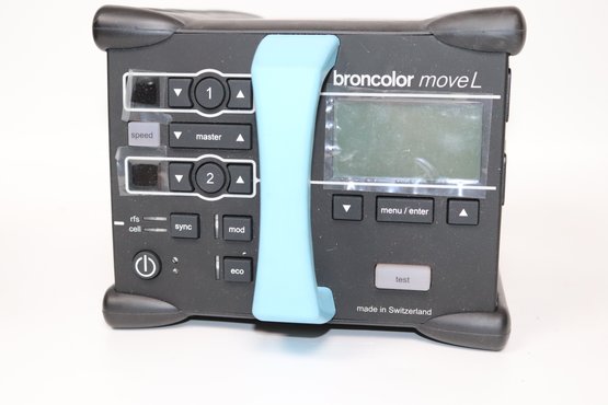 Broncolor Move 1200 L - Portable Power Pack For Professional Photography