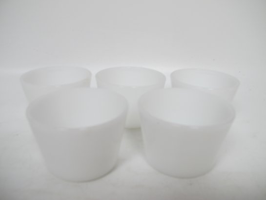Set Of 5 Vintage Milk Glass Custard Cups