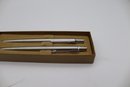 Elegant Parker Pen Set - Vintage Writing Instruments In Original Case
