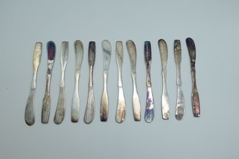 Set Of 12 Vintage Lot Of Oneida Butter Knives