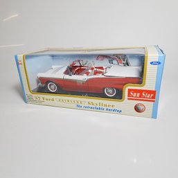 1957 Ford Fairlane Skyliner Retractable Hardtop Sunstar 1/18th Diecast Model Car - Red/White