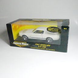 American Muscle White/Blue Stripes 1967 Shelby GT-350 Limited Edition Die Cast 1:18