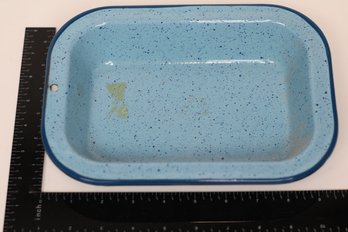 Classic Enamelware Blue Speckled Baking Dish