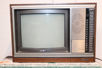 Vintage Sony Trinitron Color TV Receiver KV-1217 - Classic 1970s Television